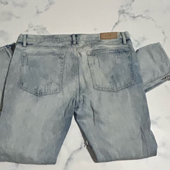 MNML Patchwork Distressed Jeans - Picture 4 of 8